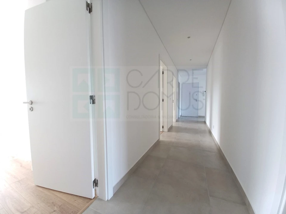 Apartamento T4 para Venda em Tavira (Santa Maria e Santiago) Foto 21