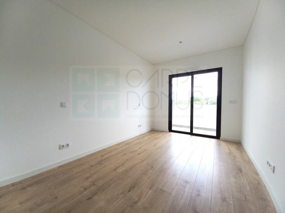 Apartamento T4 para Venda em Tavira (Santa Maria e Santiago) Foto 22