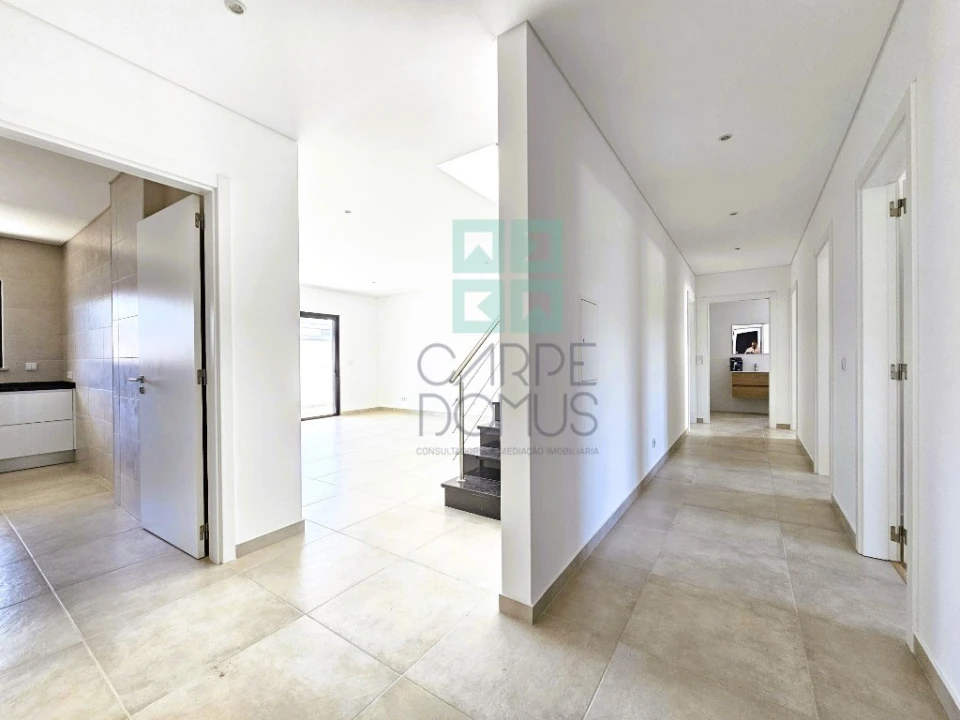 Apartamento T4 para Venda em Tavira (Santa Maria e Santiago) Foto 13