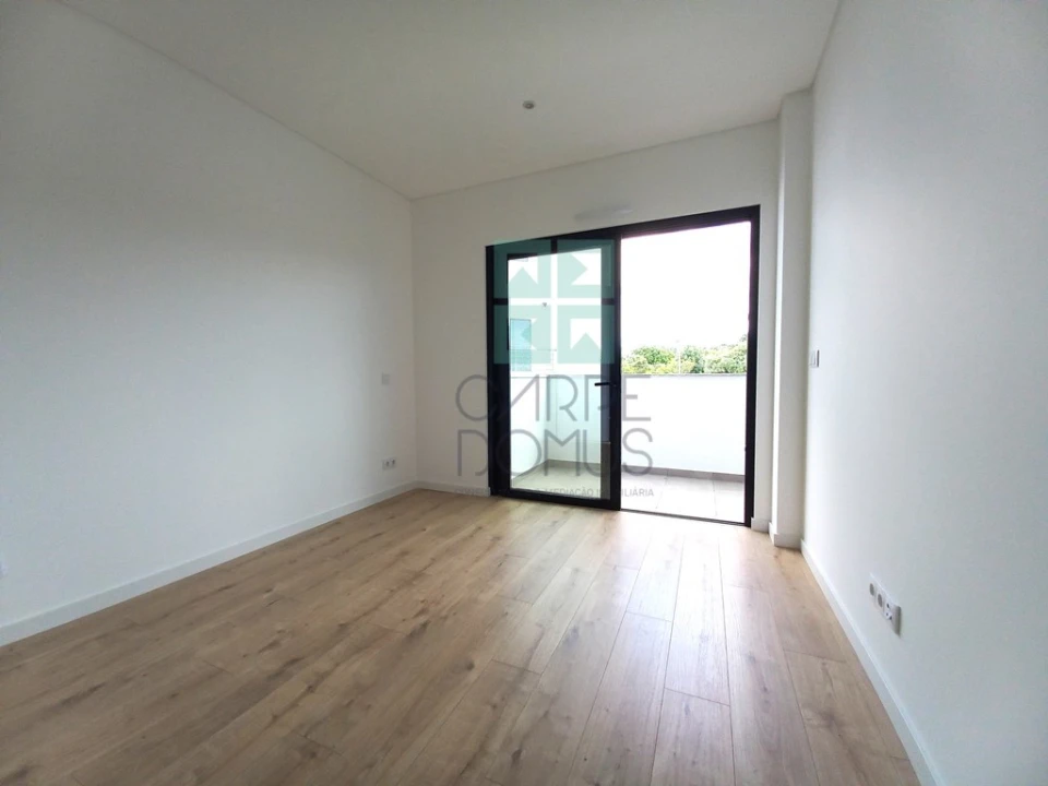 Apartamento T4 para Venda em Tavira (Santa Maria e Santiago) Foto 18