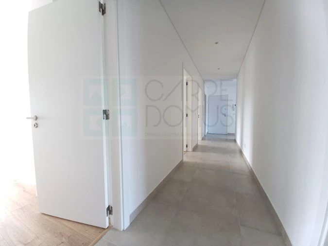 Apartamento T4 para Venda em Tavira (Santa Maria e Santiago) Foto 21