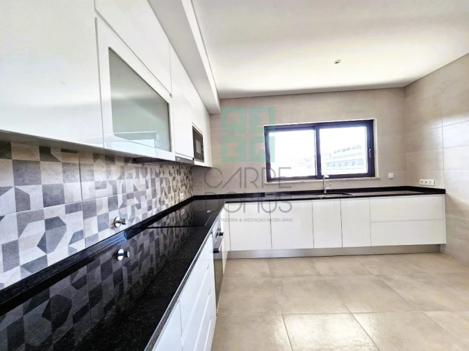 Apartamento T4 para Venda em Tavira (Santa Maria e Santiago) Foto 5