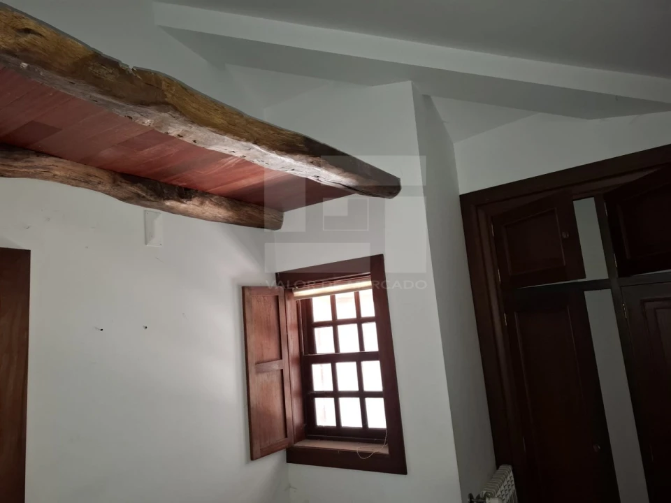 Moradia T10 para Venda em Santa Cruz da Trapa e São Cristóvão de Lafões Foto 54