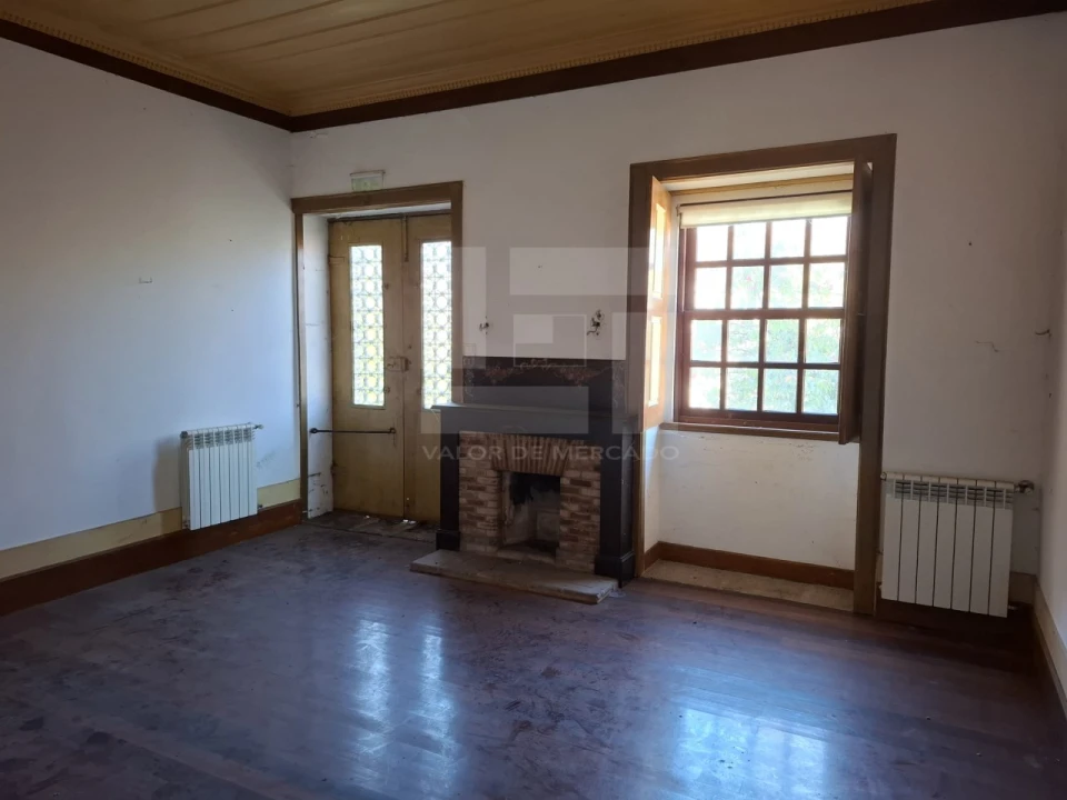 Moradia T10 para Venda em Santa Cruz da Trapa e São Cristóvão de Lafões Foto 95