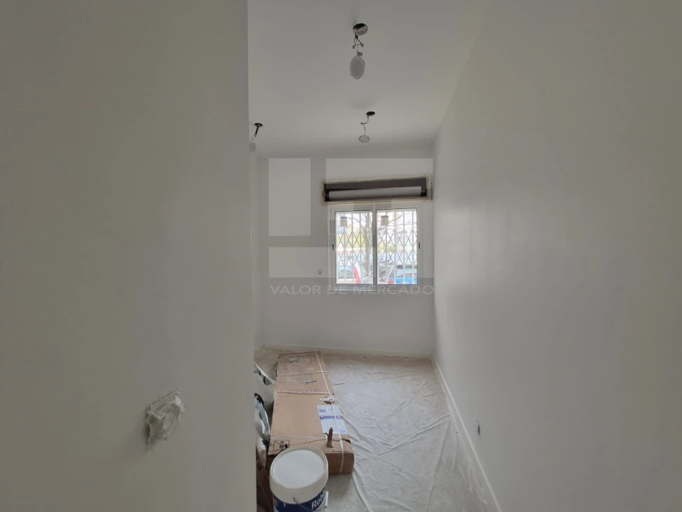 Apartamento T1 para Venda em Venteira Foto 16