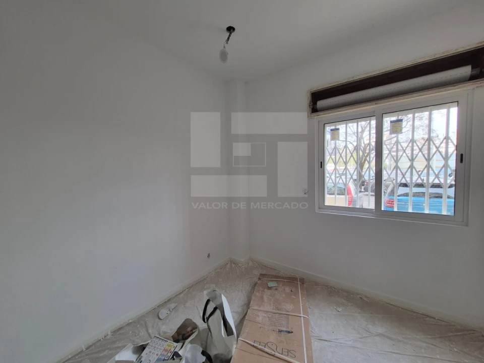 Apartamento T1 para Venda em Venteira Foto 17
