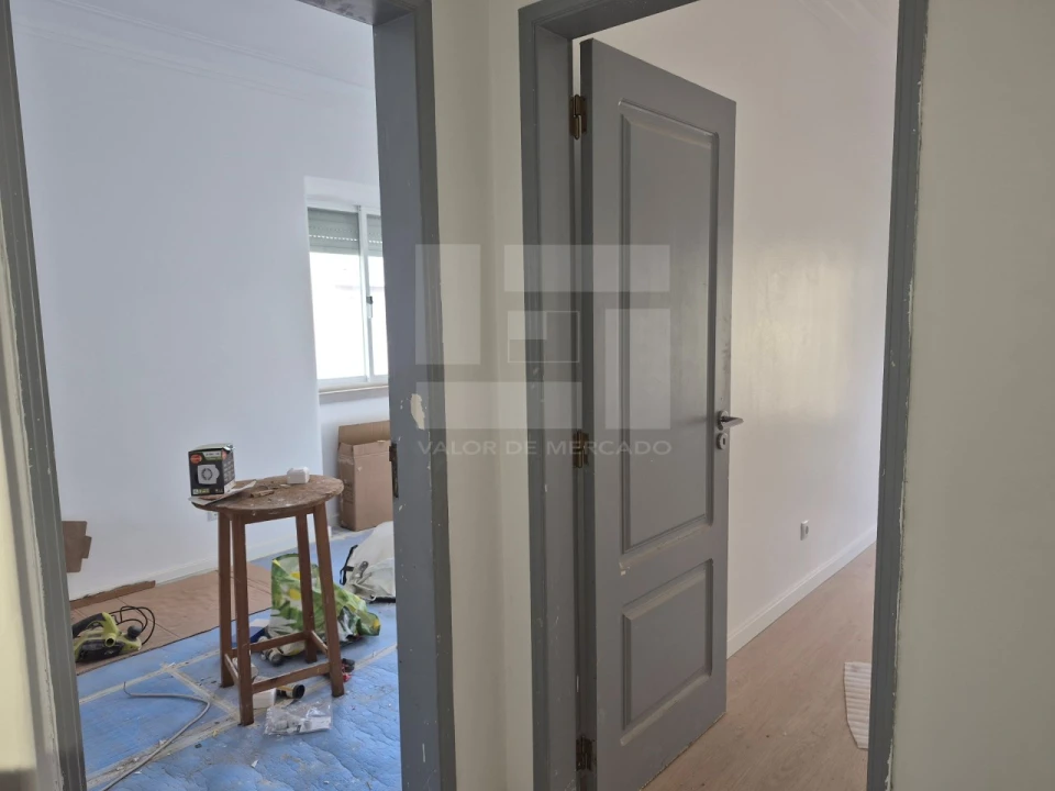 Apartamento T2 para Venda em Falagueira-Venda Nova Foto 12