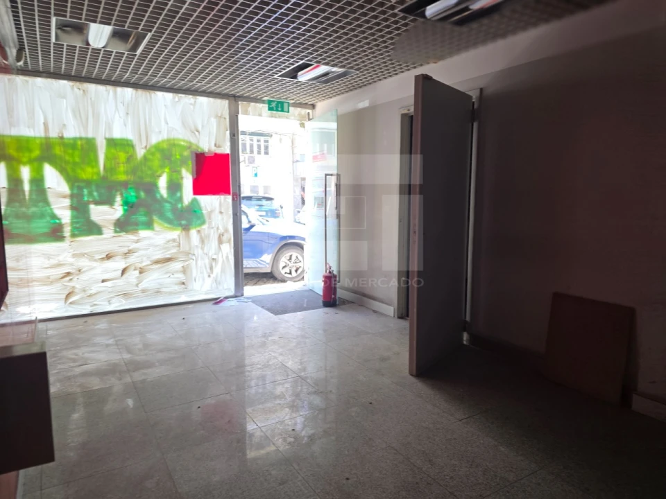 Loja para Venda em Avenidas Novas Foto 8