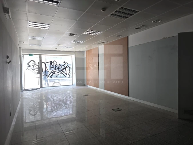 Loja para Venda em Avenidas Novas Foto 15