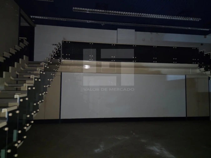 Loja para Venda em Avenidas Novas Foto 17