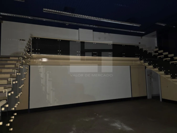 Loja para Venda em Avenidas Novas Foto 23