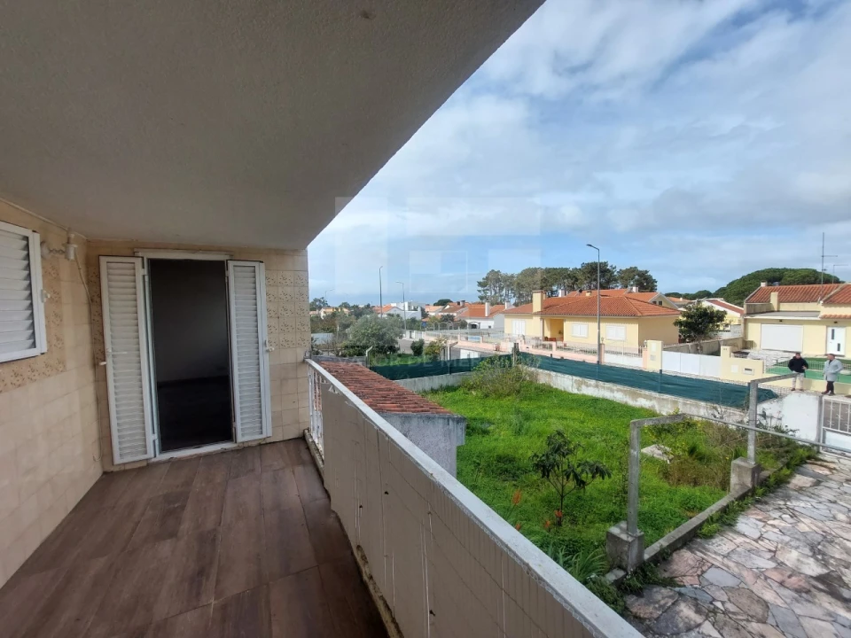 Moradia T3 para Venda em Sesimbra (Castelo) Foto 18