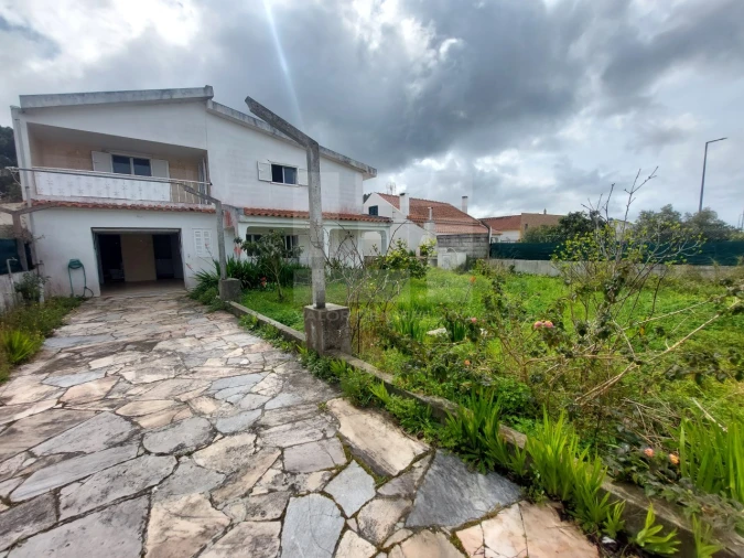 Moradia T3 para Venda em Sesimbra (Castelo) Foto 3