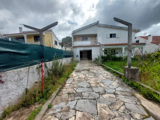 Moradia T3 para Venda em Sesimbra (Castelo) Foto 4