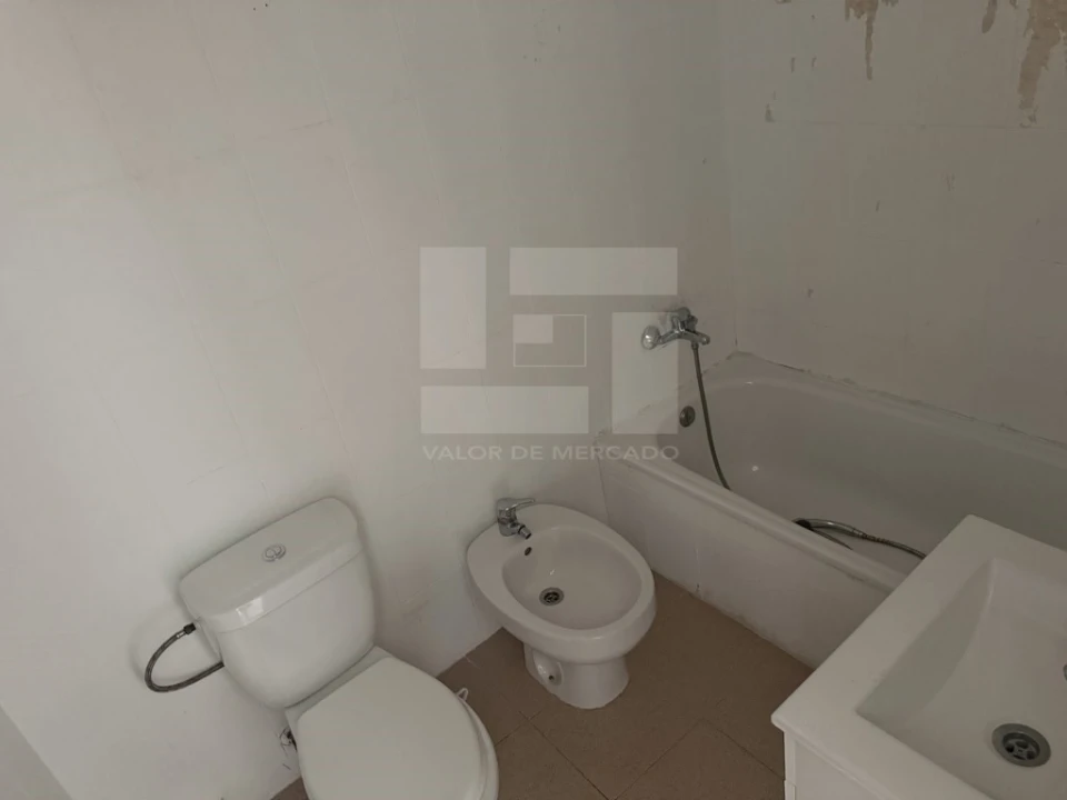 Moradia T2 para Venda em Arruda dos Vinhos Foto 21