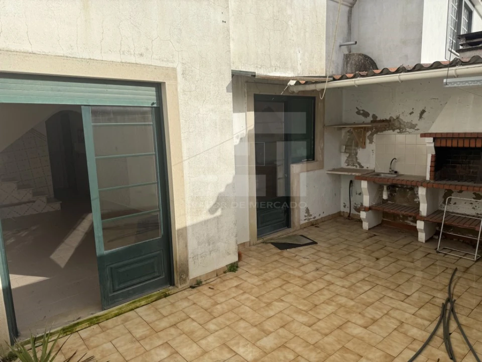 Moradia T2 para Venda em Arruda dos Vinhos Foto 6