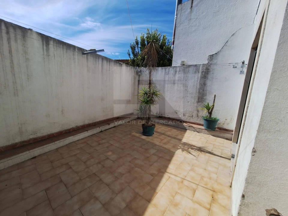 Moradia T2 para Venda em Arruda dos Vinhos Foto 2