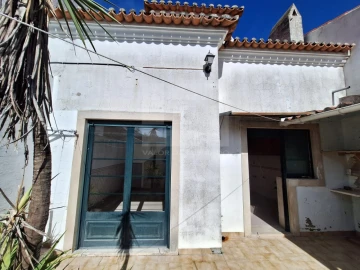 Moradia T2 para Venda em Arruda dos Vinhos