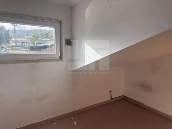 Moradia T2 para Venda em Arruda dos Vinhos Foto 14