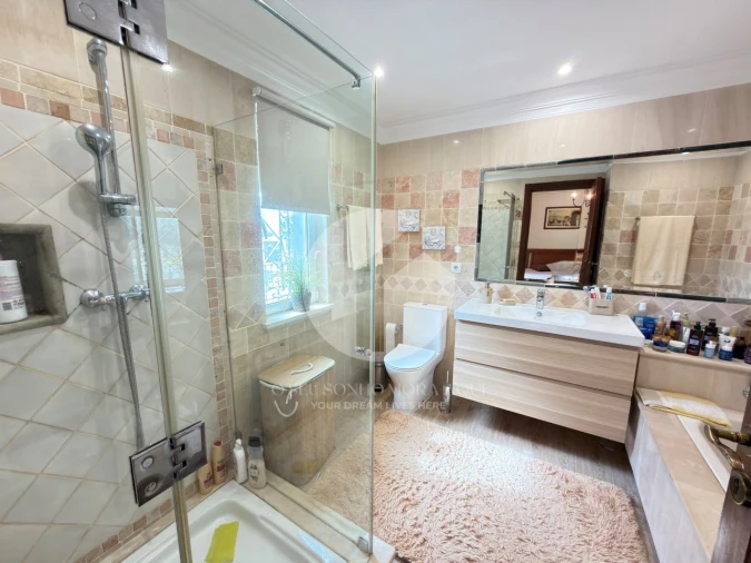 Moradia T3 para Venda em Faro (Sé e São Pedro) Foto 34