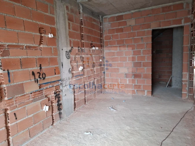 Moradia T4 para Venda em Fernao Ferro Foto 33