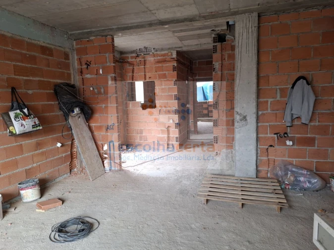 Moradia T4 para Venda em Fernao Ferro Foto 28