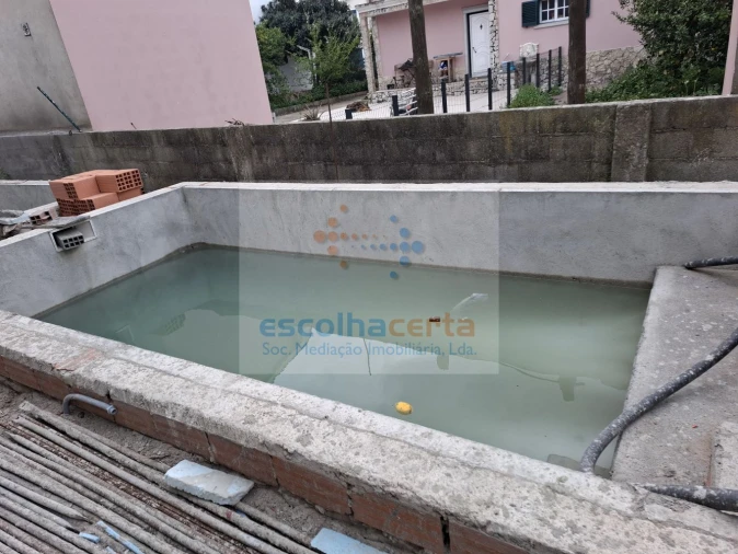 Moradia T4 para Venda em Fernao Ferro Foto 35