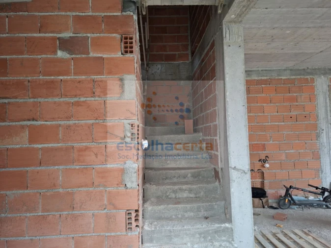 Moradia T4 para Venda em Fernao Ferro Foto 25