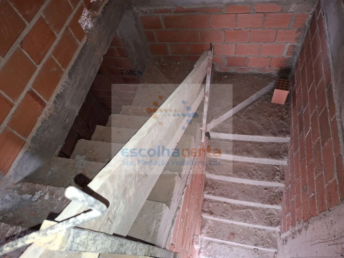 Moradia T4 para Venda em Fernao Ferro Foto 13