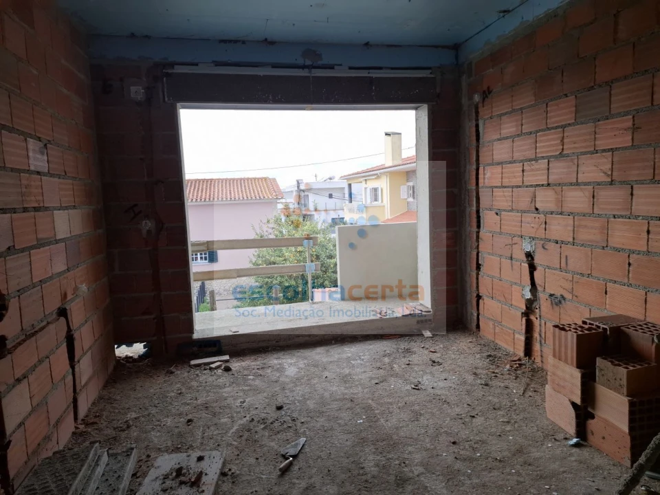 Moradia T4 para Venda em Fernao Ferro Foto 10