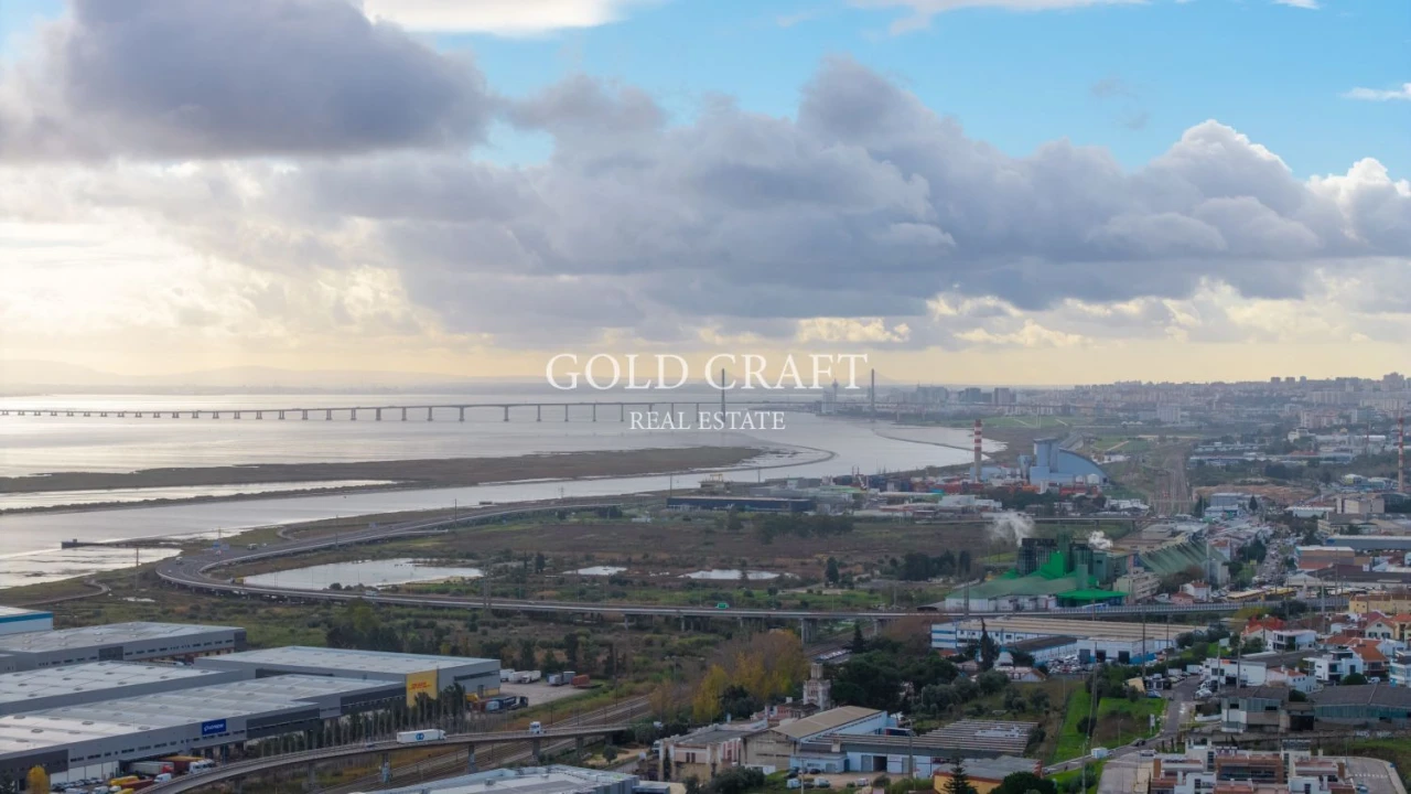 Apartamento T3 para Venda em Póvoa de Santa Iria e Forte da Casa Foto 38