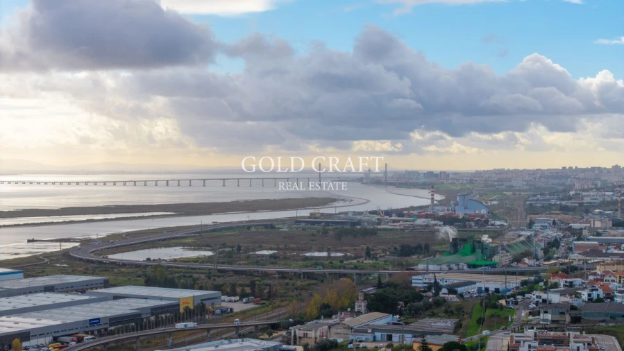 Apartamento T3 para Venda em Póvoa de Santa Iria e Forte da Casa Foto 38