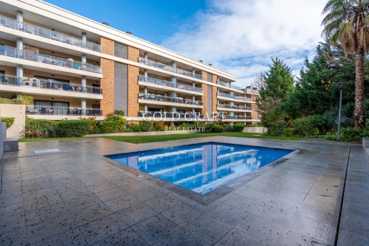 Apartamento T3 para Venda em Póvoa de Santa Iria e Forte da Casa Foto 34