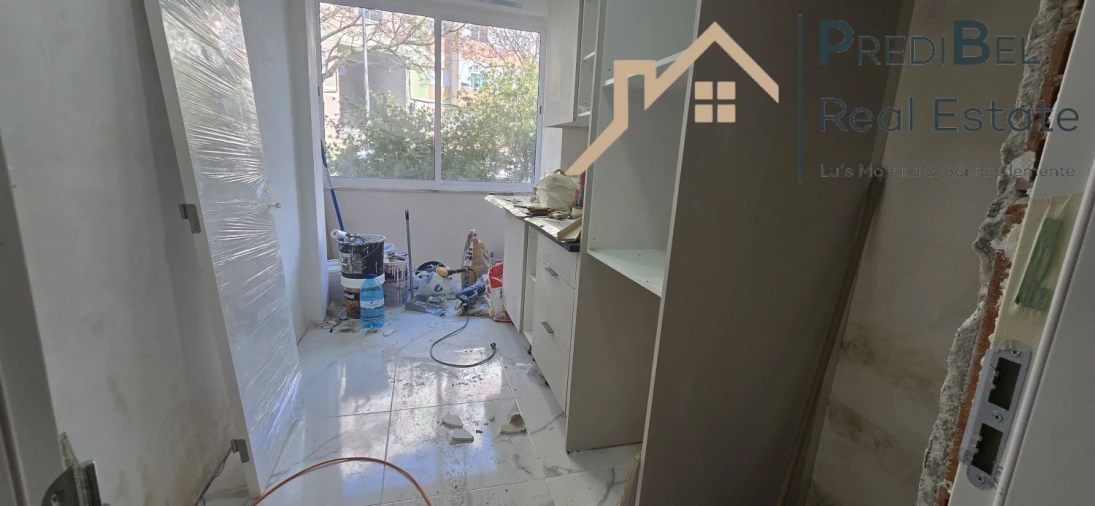 Apartamento T3 para Venda em Falagueira-Venda Nova Foto 5