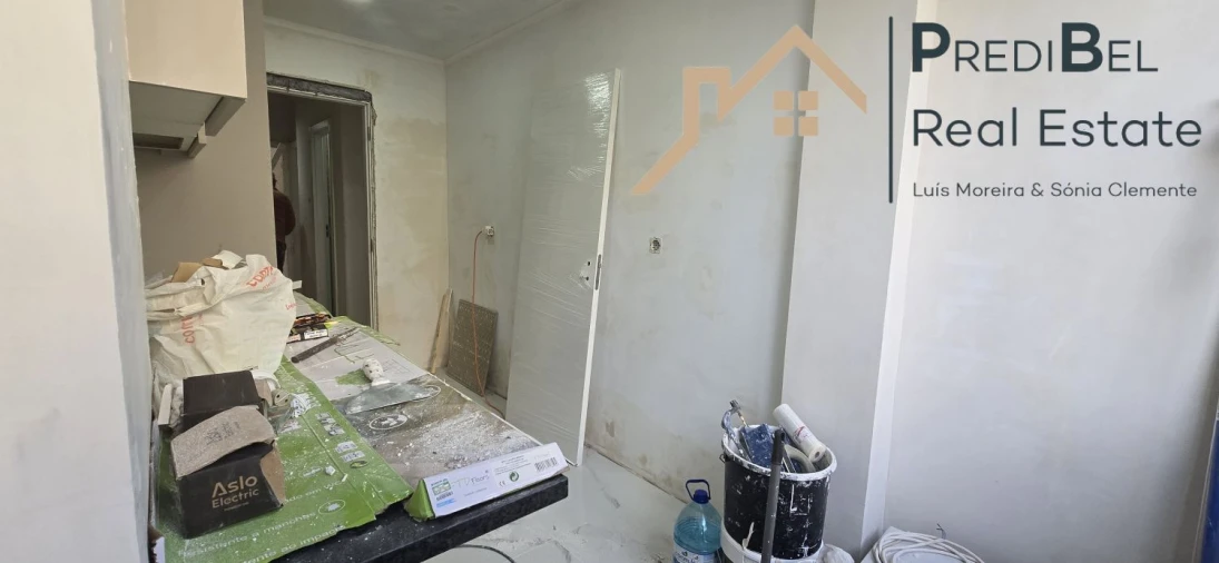 Apartamento T3 para Venda em Falagueira-Venda Nova Foto 6