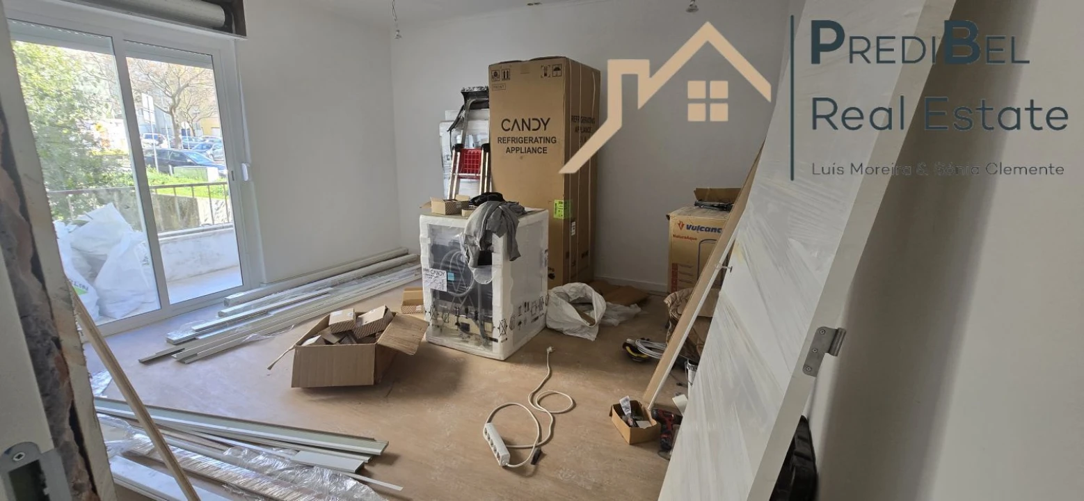 Apartamento T3 para Venda em Falagueira-Venda Nova Foto 4