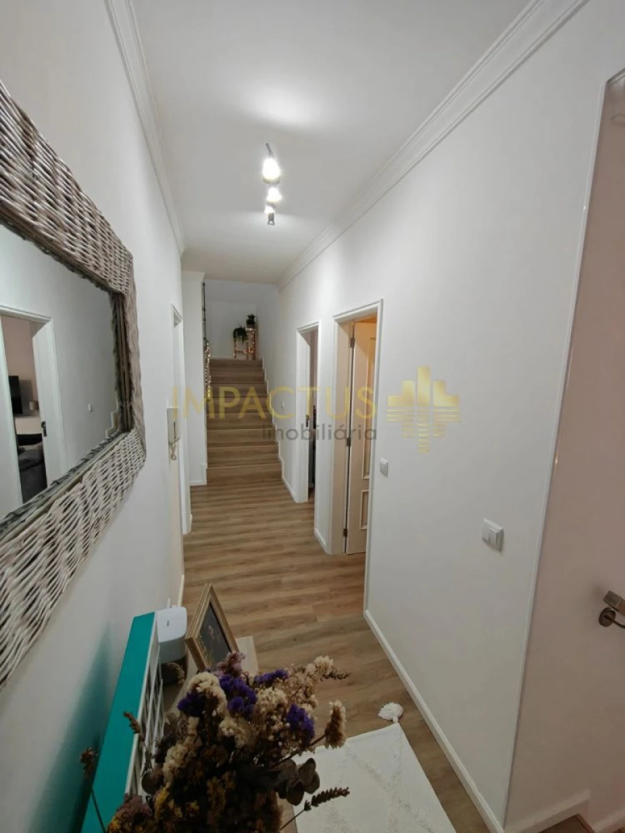 Apartamento T3 para Venda em Astromil Foto 13