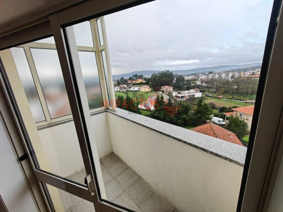 Apartamento T3 para Venda em Astromil Foto 17