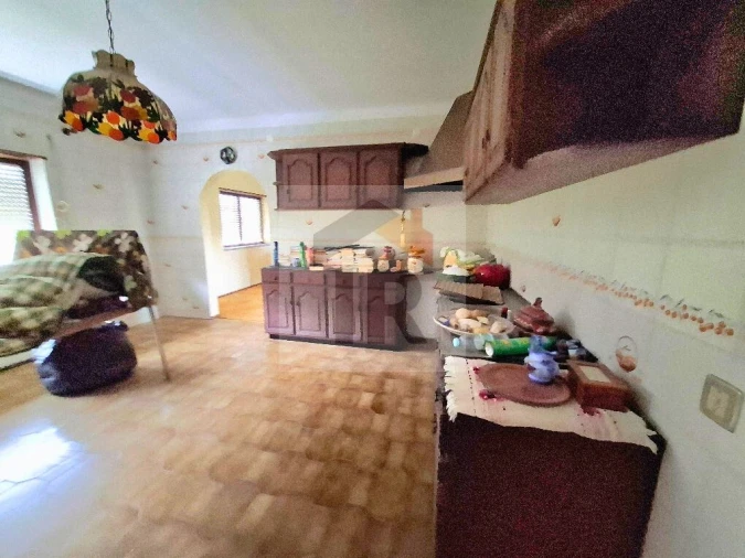 Moradia T6 para Venda em Salir de Matos Foto 19