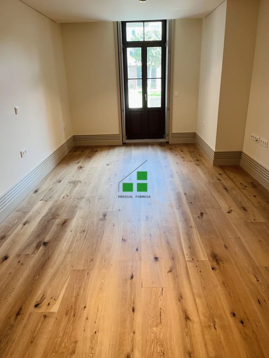 Apartamento T0 para Venda em Cedofeita, Santo Ildefonso, Sé, Miragaia, São Nicolau e Vitória Foto 4