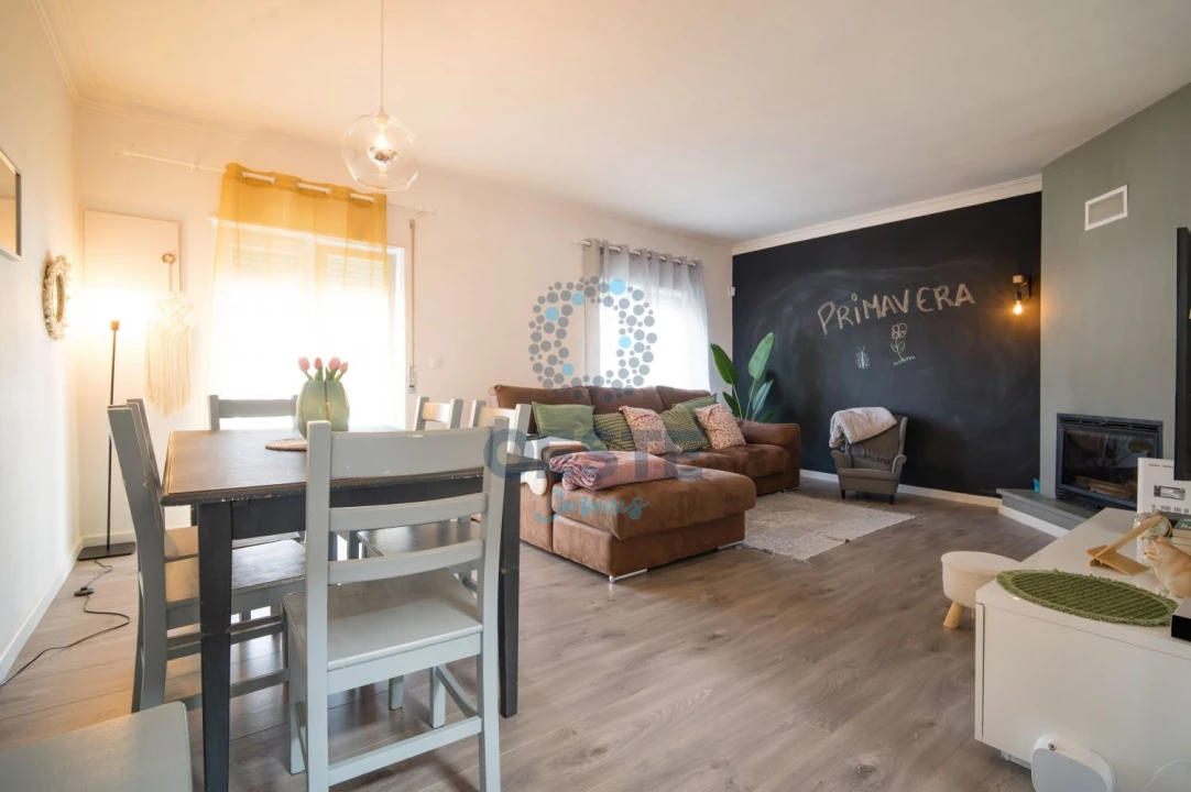 Moradia T3 para Venda em Bombarral e Vale Covo Foto 7