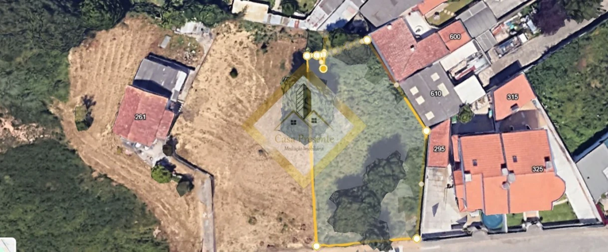 Terreno para Venda em Gulpilhares e Valadares