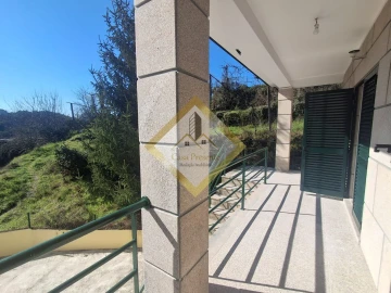 Moradia T3 para Venda em Freixo de Cima e de Baixo