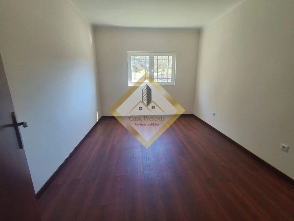 Moradia T3 para Venda em Freixo de Cima e de Baixo Foto 16