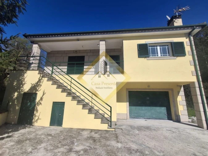 Moradia T3 para Venda em Freixo de Cima e de Baixo Foto 26