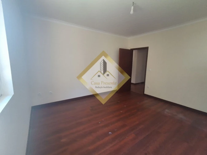 Moradia T3 para Venda em Freixo de Cima e de Baixo Foto 13