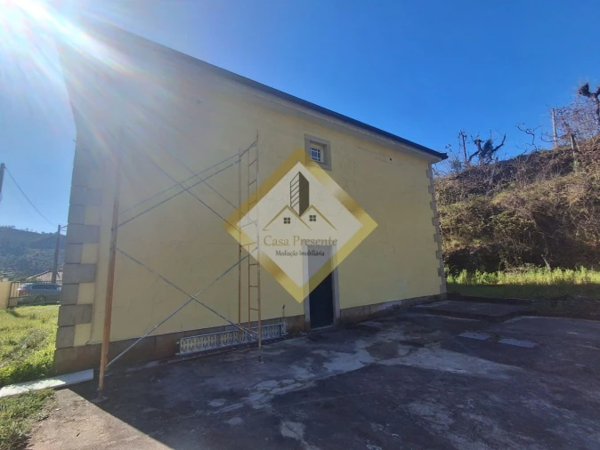 Moradia T3 para Venda em Freixo de Cima e de Baixo Foto 24