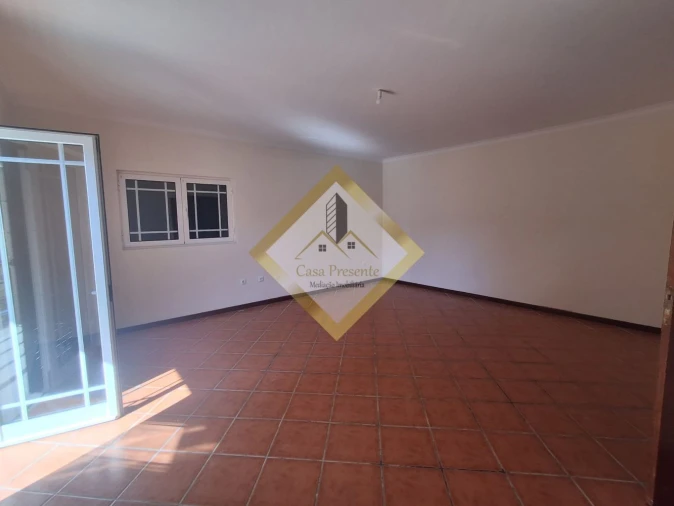 Moradia T3 para Venda em Freixo de Cima e de Baixo Foto 5