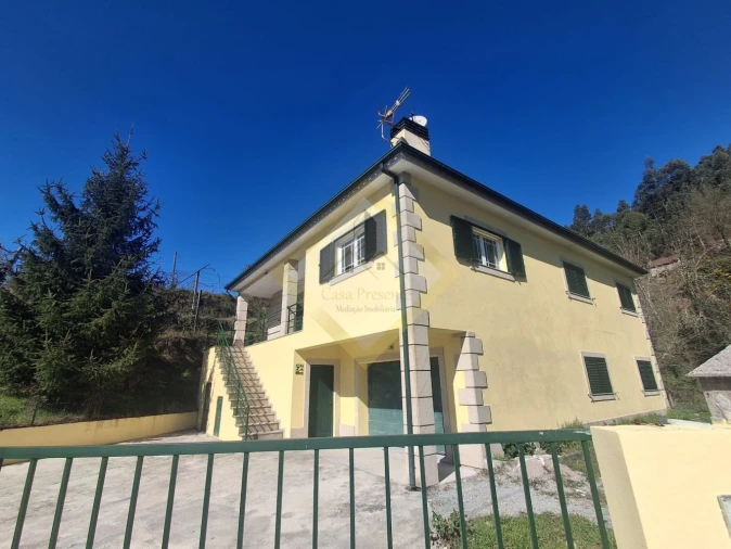 Moradia T3 para Venda em Freixo de Cima e de Baixo Foto 29