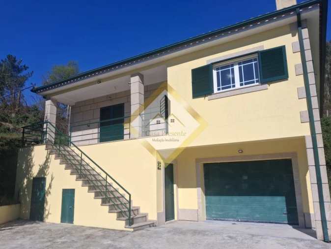 Moradia T3 para Venda em Freixo de Cima e de Baixo Foto 27